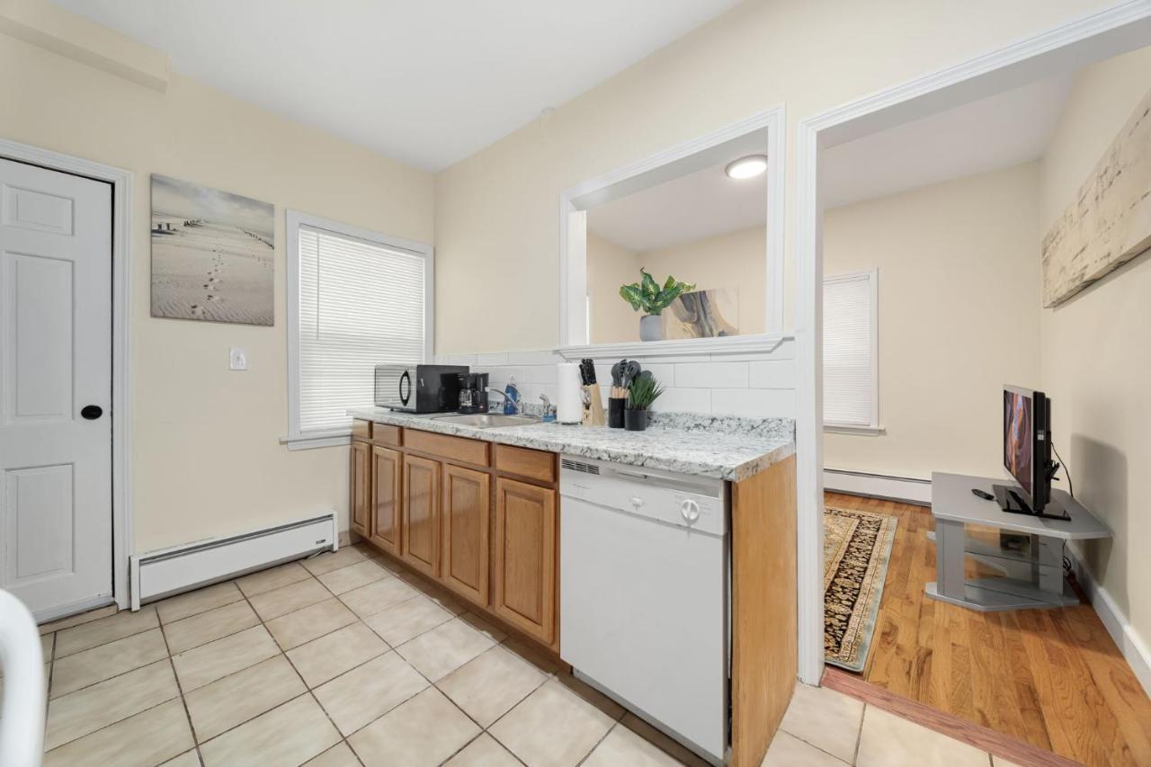 Newly Renovated 2Br1Ba Apt At The Boston City Exterior foto